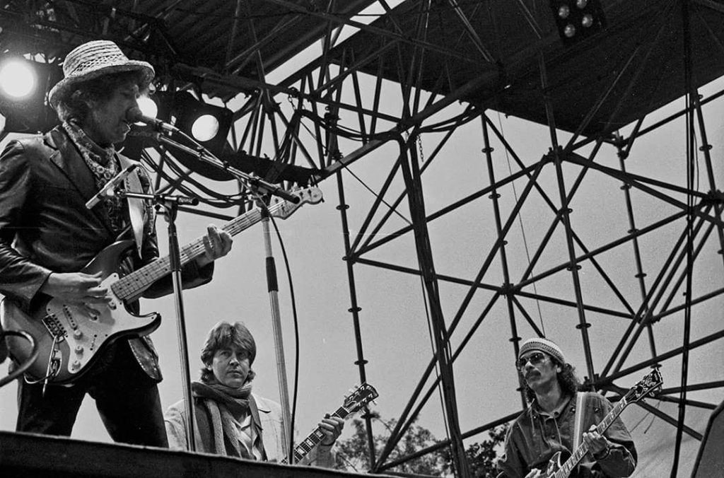 Bob Dylan performing with Joan Baez, Carlos Santana und Ex-Rolling Stone Mick Taylor in Hamburg (1984)